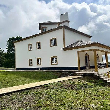 Quinta Da Vigia * أنغرا دو إِراويزو